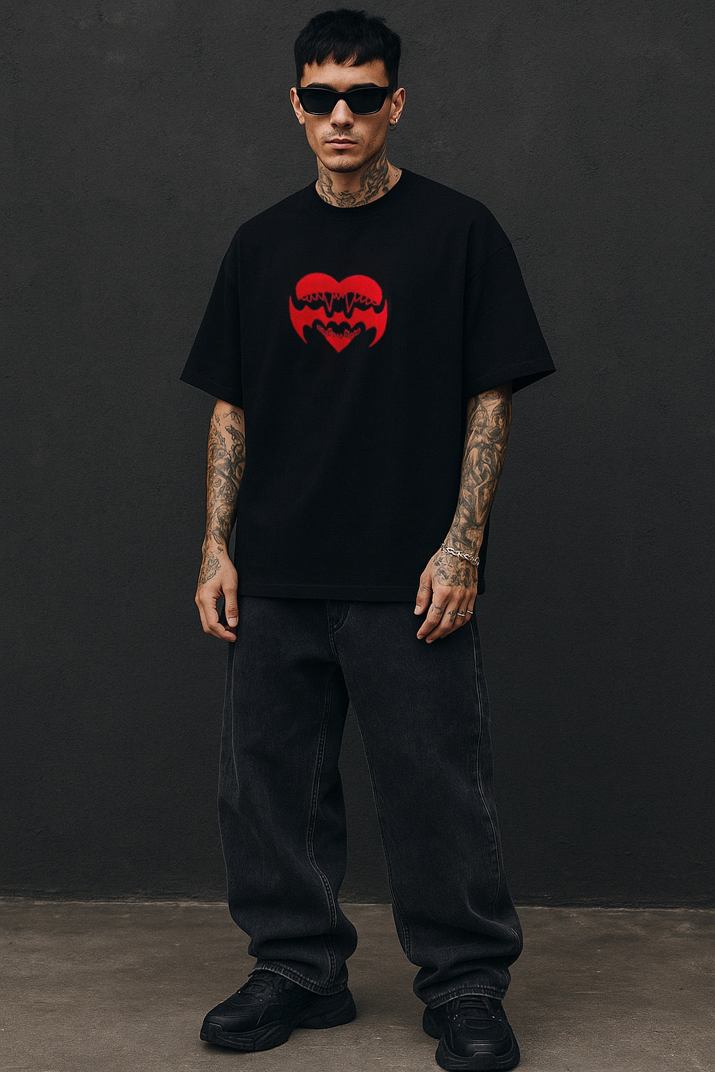 Batbite Oversized Unisex Tshirt | Black, White