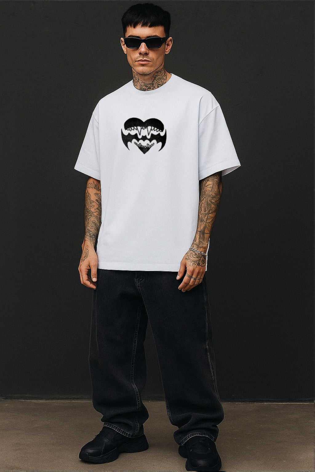 Batbite Oversized Unisex Tshirt | Black, White